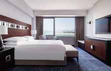 Двухместный люкс Executive Lounge Access Larger с видом на море