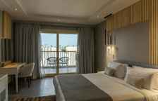 Двухместный люкс Posh Club Executive Jacuzzi с балконом