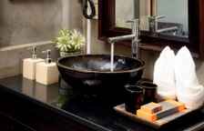 Двухместный номер Standard с балконом и с видом на бассейн