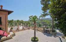 Двухместный люкс Classic c 1 комнатой с балконом и с красивым видом из окна