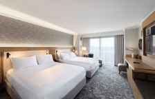 Четырёхместный номер Guest с видом на резорт