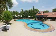 Трёхместный номер Deluxe