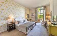 Двухместный номер Deluxe с видом на город или двор