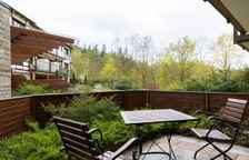 Четырёхместный семейный люкс с видом на озеро