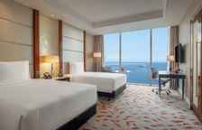 Четырёхместный номер Deluxe с видом на залив