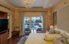 Двухместный номер Luxury с балконом