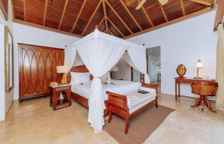 Pool Villa Luxury с видом на сад