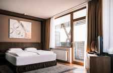 Одноместный полулюкс с балконом и с красивым видом из окна