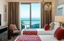 Двухместный номер Deluxe с балконом и с видом на море