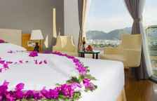 Номер Deluxe с балконом и с видом на город