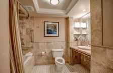 Двухместный номер Standard с балконом и с видом на озеро