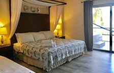 Трёхместный номер Standard с видом на сад