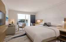 Номер Luxury с видом на залив