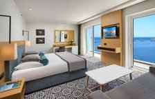 Одноместный полулюкс с балконом и с видом на море