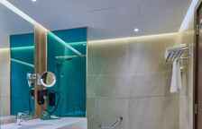 Двухместный люкс c 1 комнатой с частичным видом на море