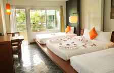 Трёхместный номер Deluxe Royal Wing