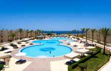 Люкс с видом на бассейн