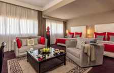 Четырёхместный полулюкс с видом на город