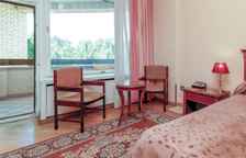 Run of House