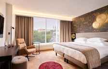 Двухместный номер Superior с видом на улицу