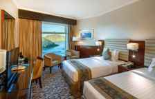 Двухместный номер Deluxe с частичным видом на море