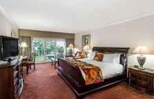 Двухместный номер Deluxe с балконом и с видом на залив