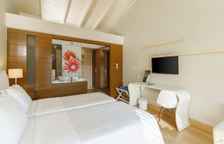 Двухместный номер Standard с частичным видом на море