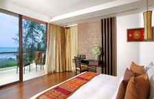 Пентхаус с джакузи Royal с 3 комнатами с видом на море