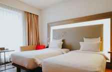 Двухместный номер Superior с видом на бассейн