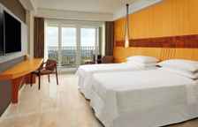 Двухместный номер Deluxe с балконом и с видом на залив