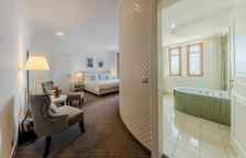 Двухместный номер Deluxe с балконом и с видом на озеро