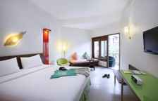 Двухместный номер Superior с видом на бассейн