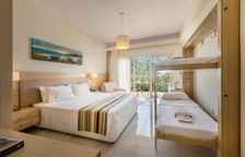 Семейный номер Superior с видом на внутреннюю территорию