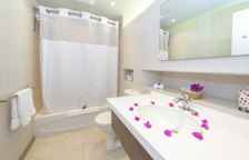 Четырёхместный номер Superior с видом на сад