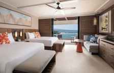 Четырёхместный номер Deluxe с балконом и oceanfront