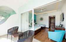 Двухместный номер Standard с видом на бассейн