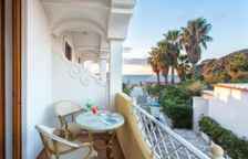 Двухместный номер Standard с частичным видом на море