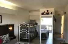 Четырёхместный номер Superior с балконом и с видом на окрестности