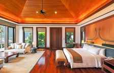 Вилла с 6 комнатами