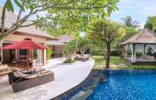 Room Guest with lagoon view