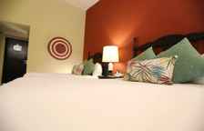 Четырёхместный номер Standard с красивым видом из окна