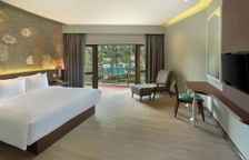 Двухместный номер Deluxe с видом на бассейн