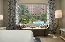 Двухместный люкс Royale с видом на бассейн