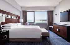 Двухместный люкс Executive Lounge Access Larger с видом на море