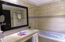 Двухместный номер Superior с видом на бассейн