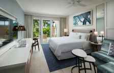 Двухместный номер Standard с видом на бассейн