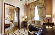 Двухместный люкс Deluxe c 1 комнатой с видом на внутренний двор