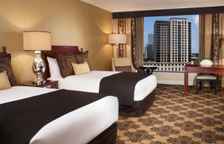 Четырёхместный номер Premier с видом на город