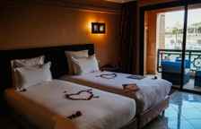 Двухместный номер Standard с видом на бассейн