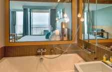 Двухместный номер Superior с балконом и с видом на море